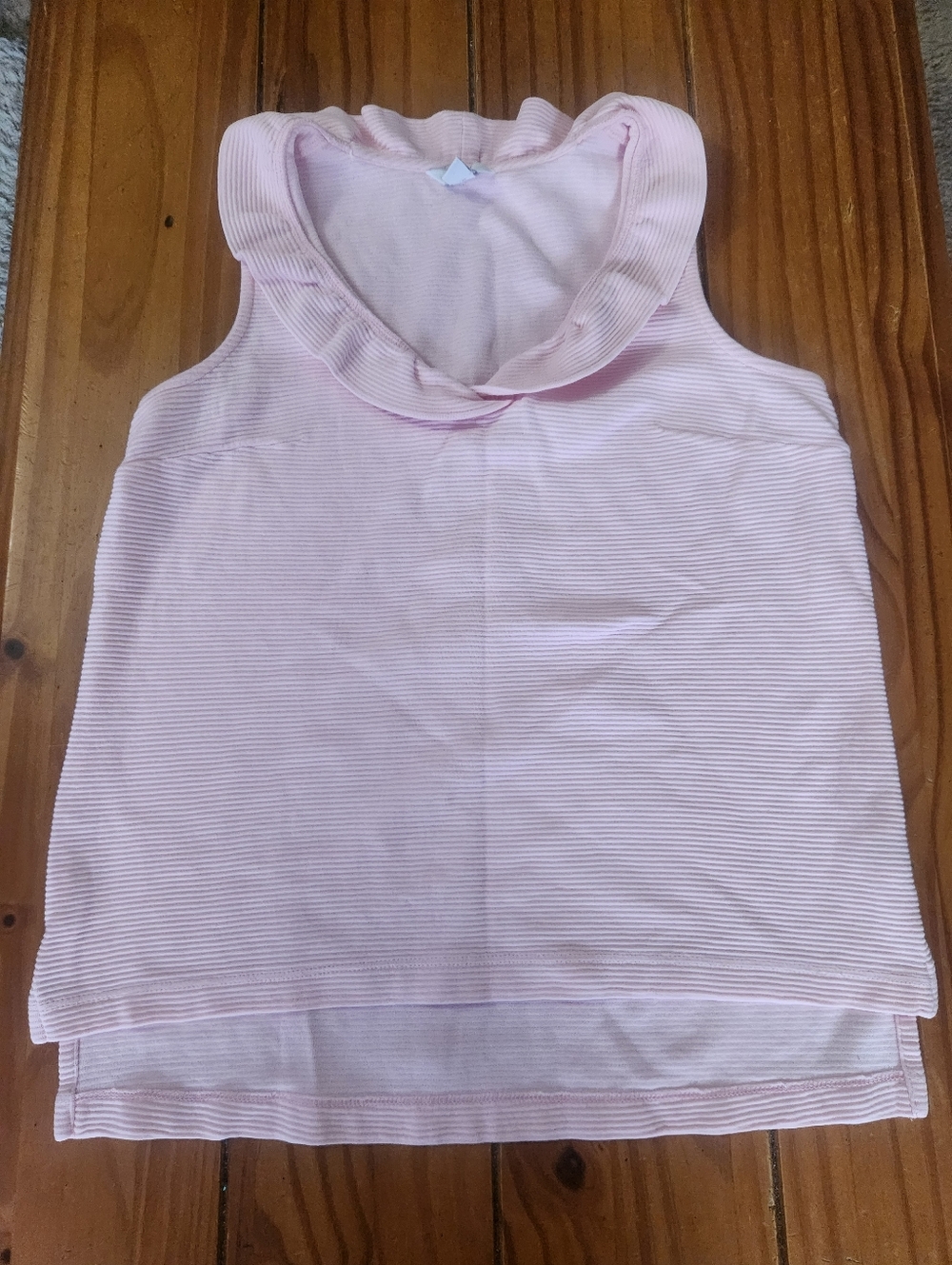 Crown & Ivy Ruffle Neck Blouse Size Small